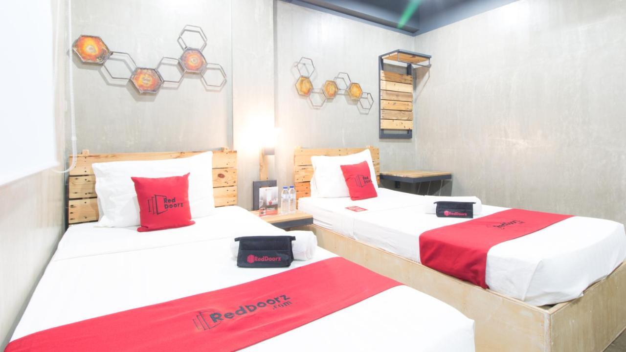 Reddoorz Plus @ Taft North Mandurriao Илойло Сити Екстериор снимка