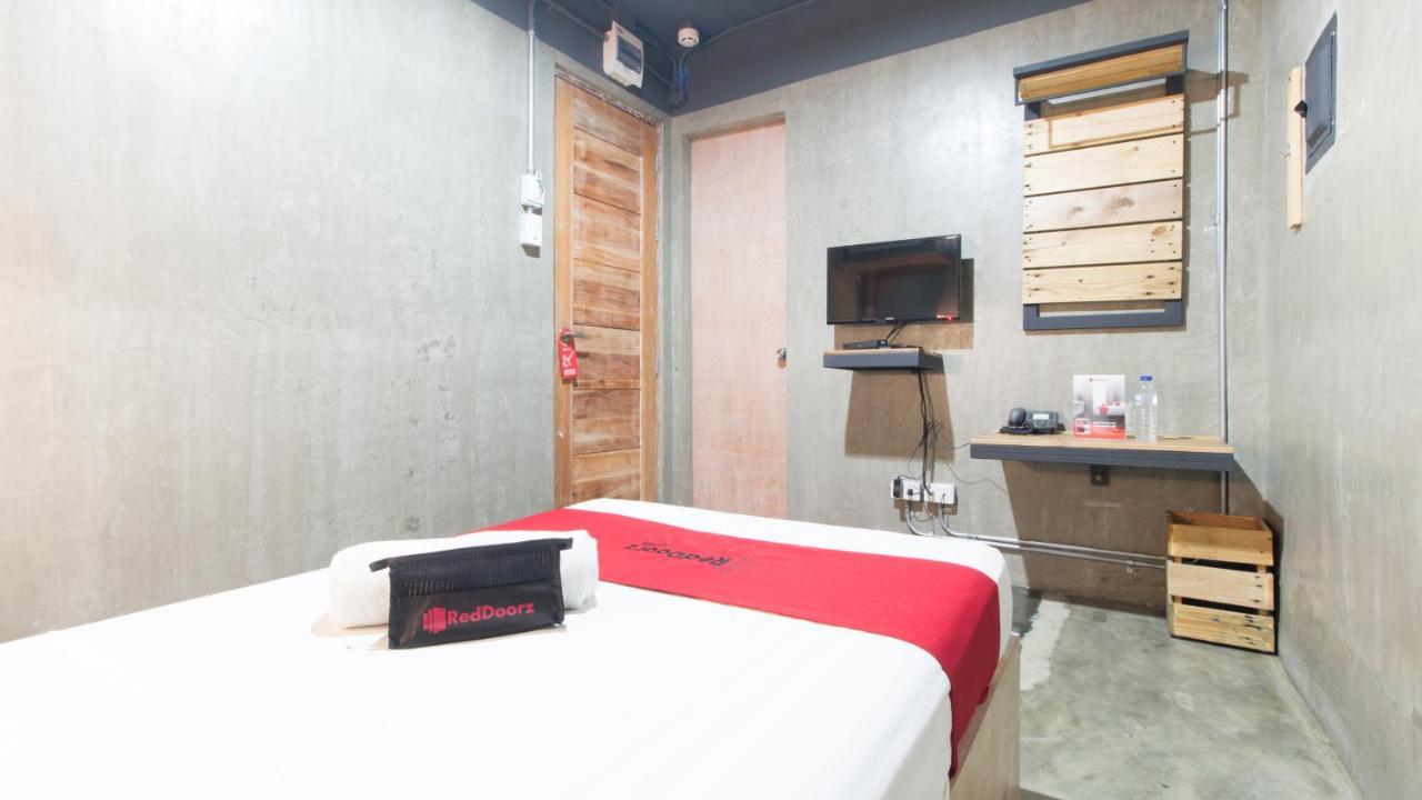 Reddoorz Plus @ Taft North Mandurriao Илойло Сити Екстериор снимка