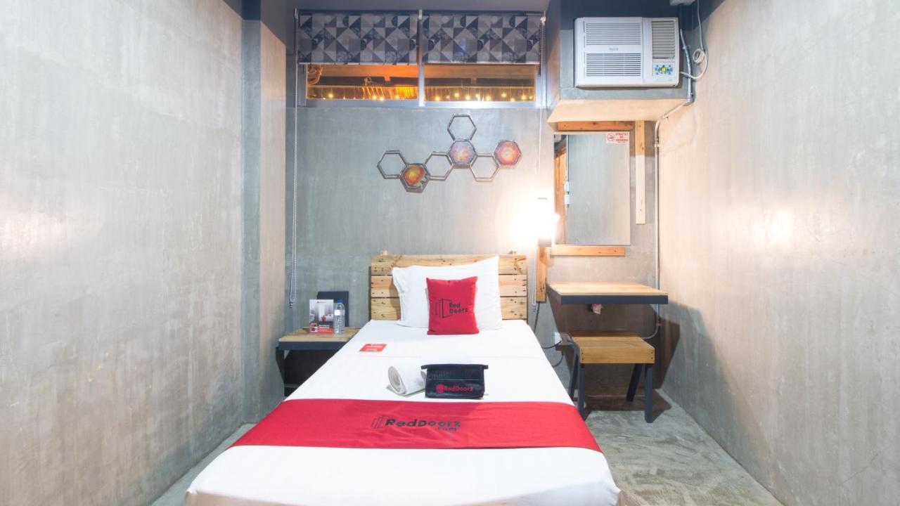 Reddoorz Plus @ Taft North Mandurriao Илойло Сити Екстериор снимка
